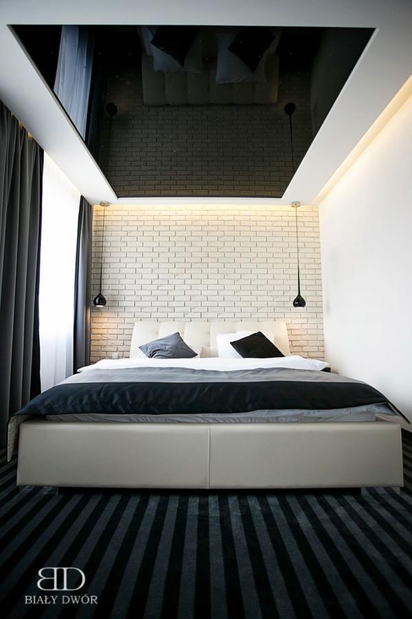 Bialy Dwor Bed & Breakfast Rychwal Bagian luar foto